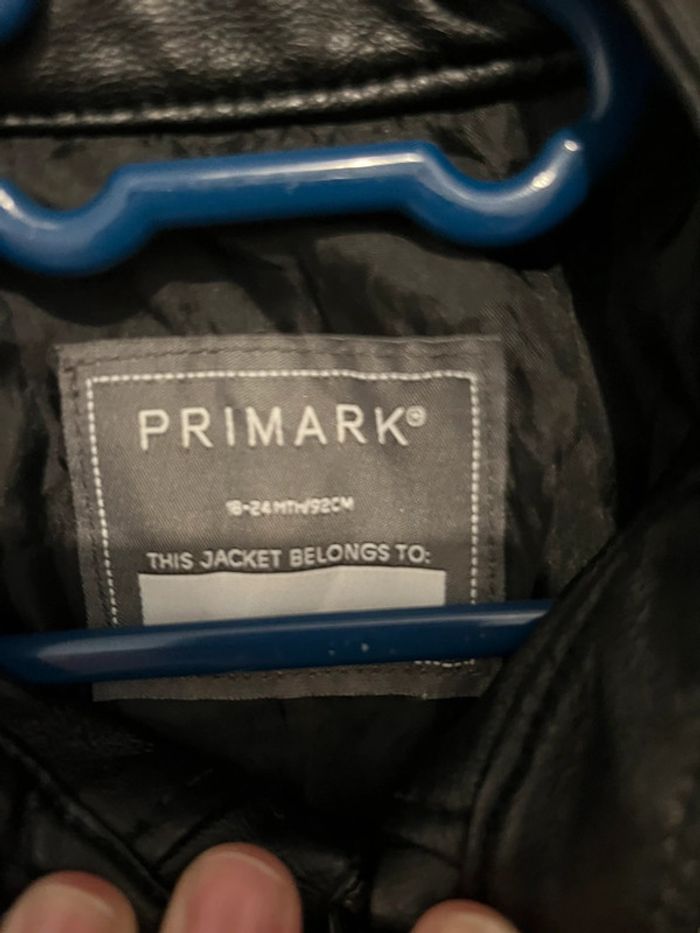 Perfecto noir - photo numéro 2