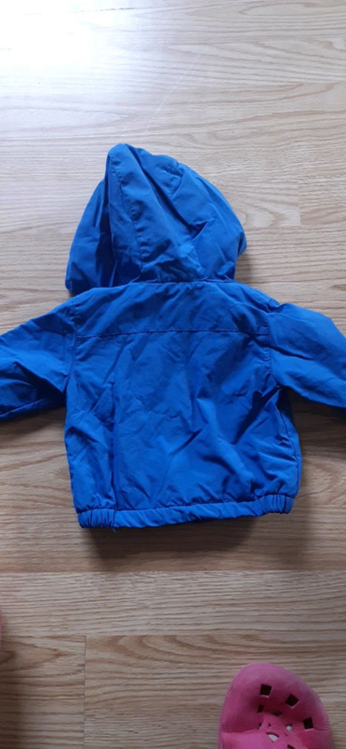 Blouson imperméable et molletonné avec capuche 3 mois - photo numéro 2