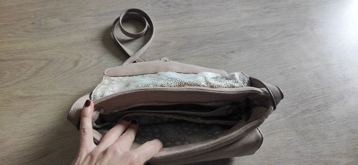 Sac à main bandoulière duveteux - photo numéro 3