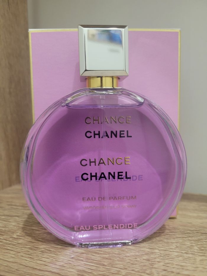 Parfums 110 euros l'unité