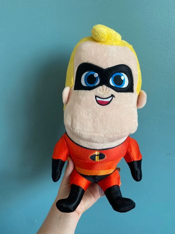 Peluche poupée chiffon les indestructibles Disney