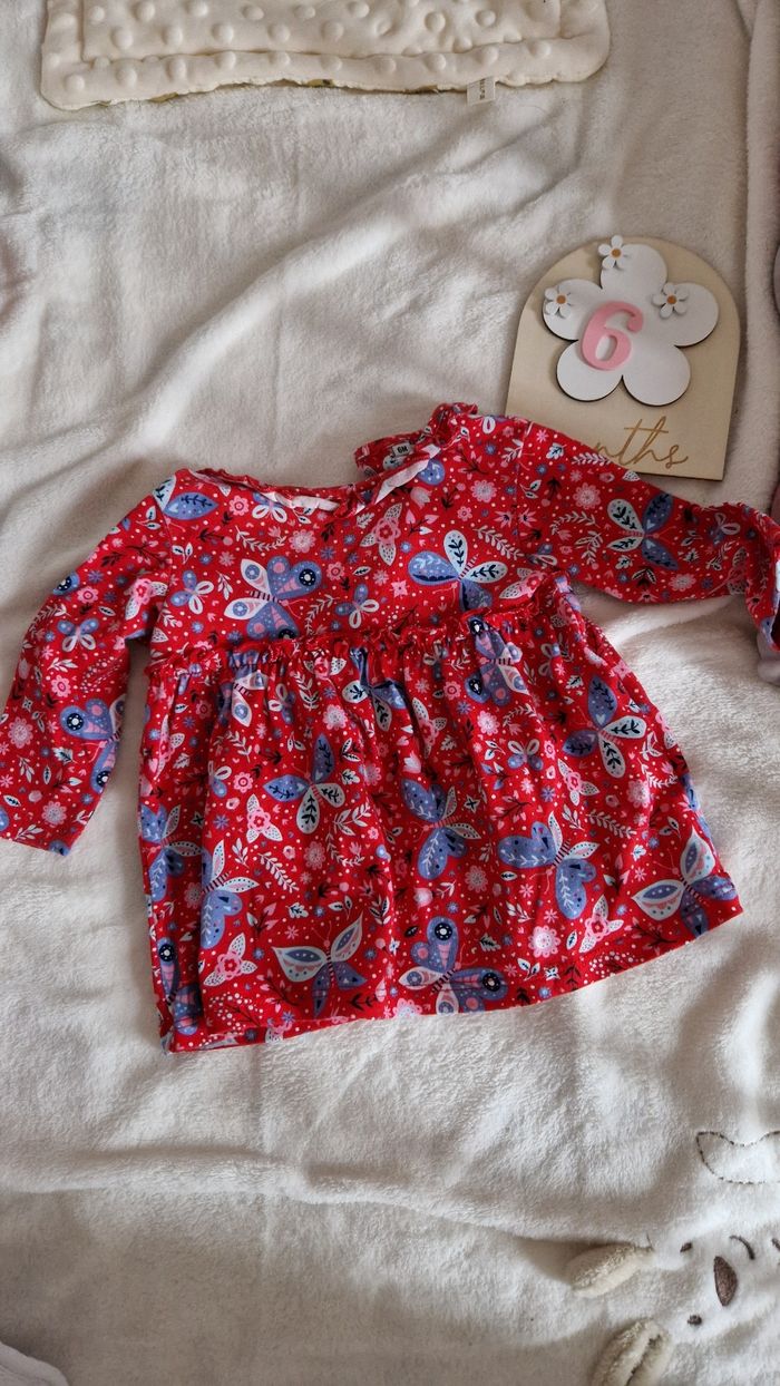 Lot 6 mois bébé fille - photo numéro 9