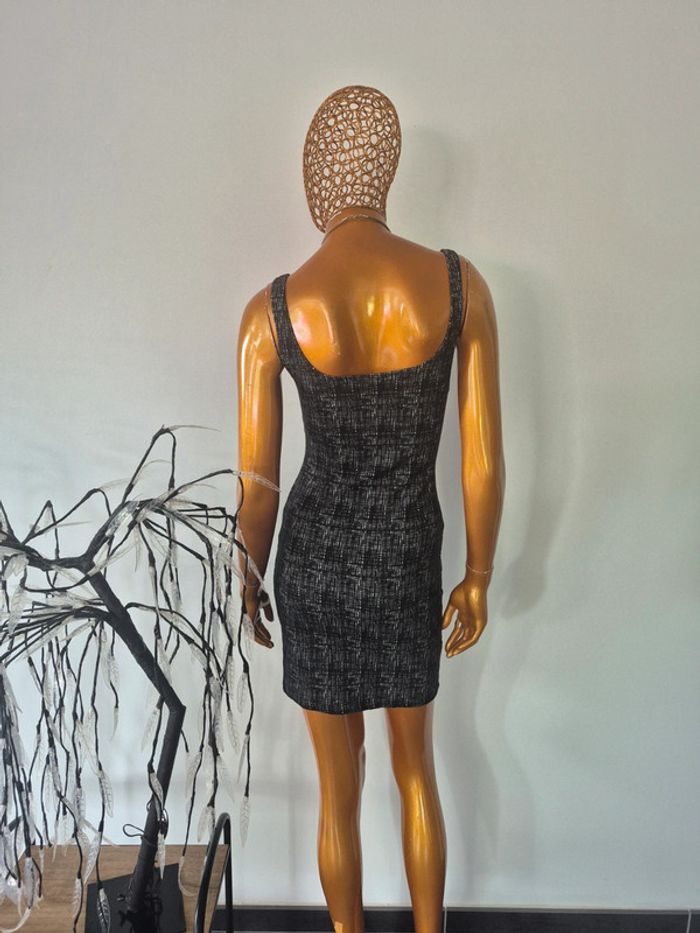Robe Courte Grise et Noire Femme Taille M/38 - photo numéro 2