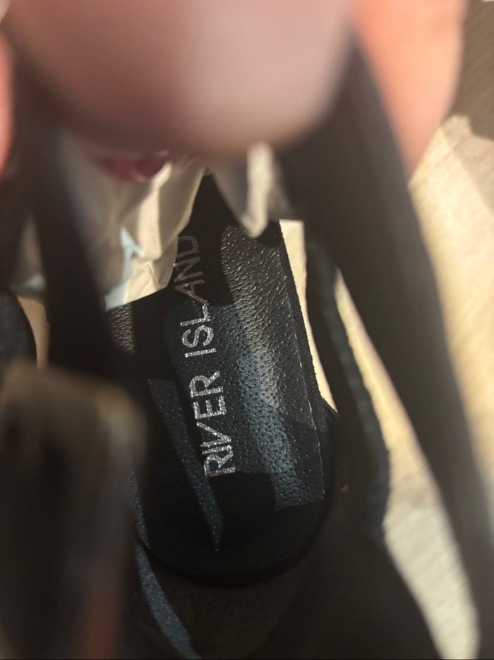 Chaussure à talon noir - photo numéro 4