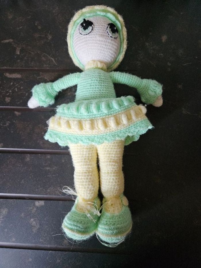 Poupée faite au crochet