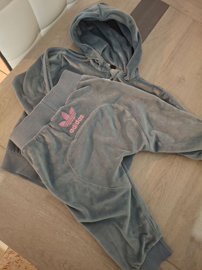 Ensemble survêtement - photo numéro 2