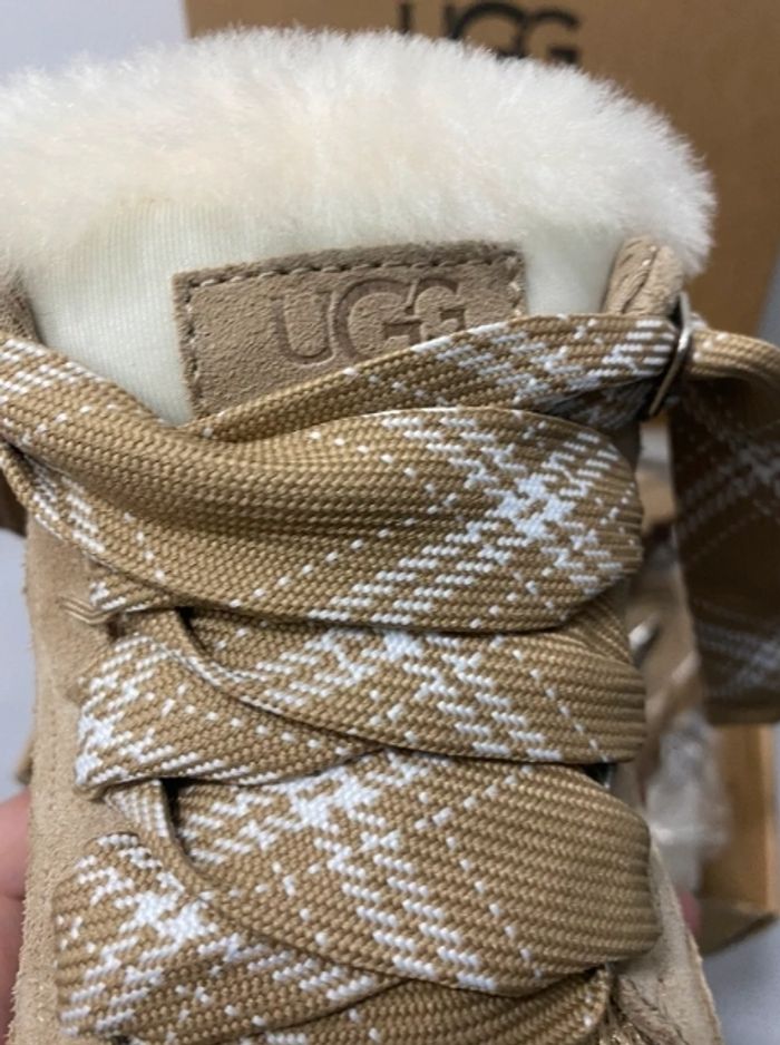 Bottes de neige décontractées UGG, couleur sable, pointure 37 - photo numéro 4