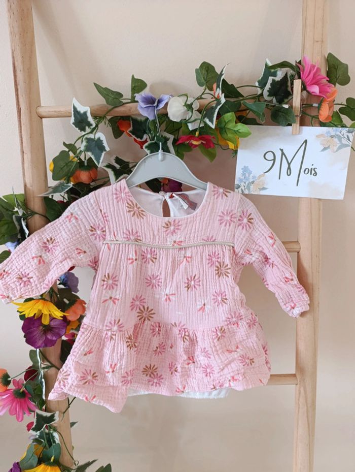 Jolie robe rose 9mois