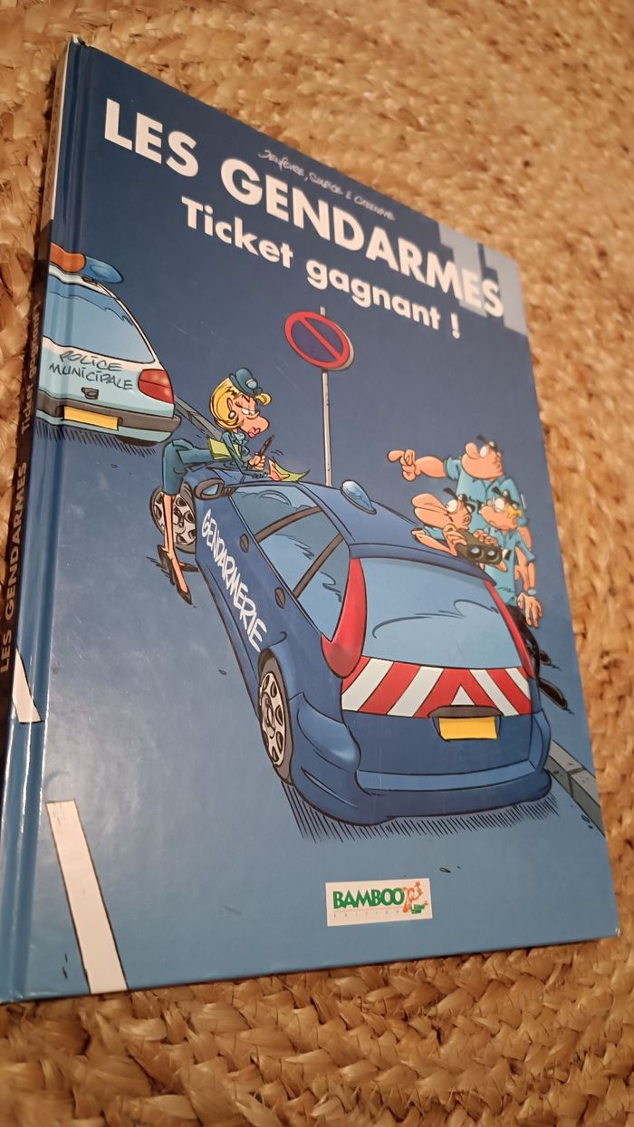 Bd les gendarmes - photo numéro 2