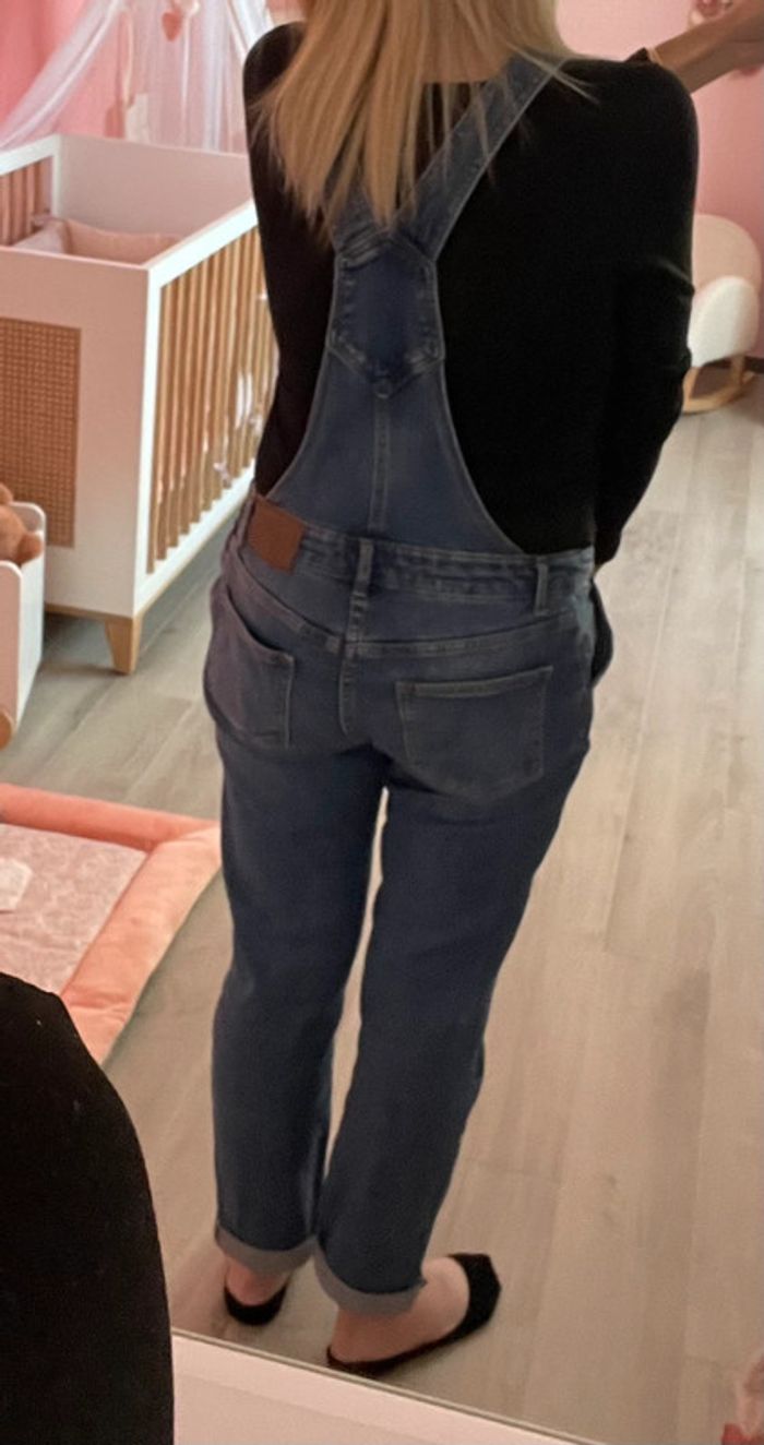 Salopette de grossesse en jean Kiabi taille 36 - photo numéro 3