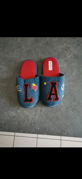 Chausson neuf, taille 30-31