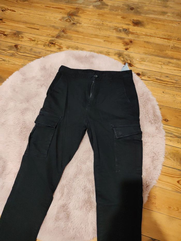 Pantalon cargo T 38 - photo numéro 2