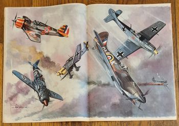 Ancien magazine Nouveau Tintin n°36 poster avions guerre 1976 vintage