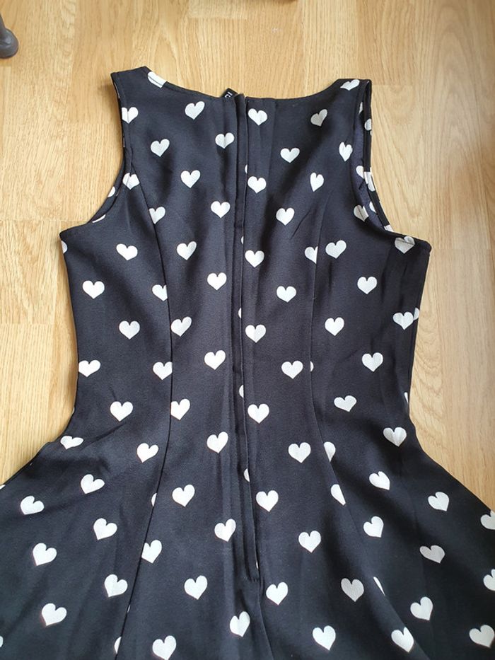 robe patineuse noire coeur h&m - photo numéro 2
