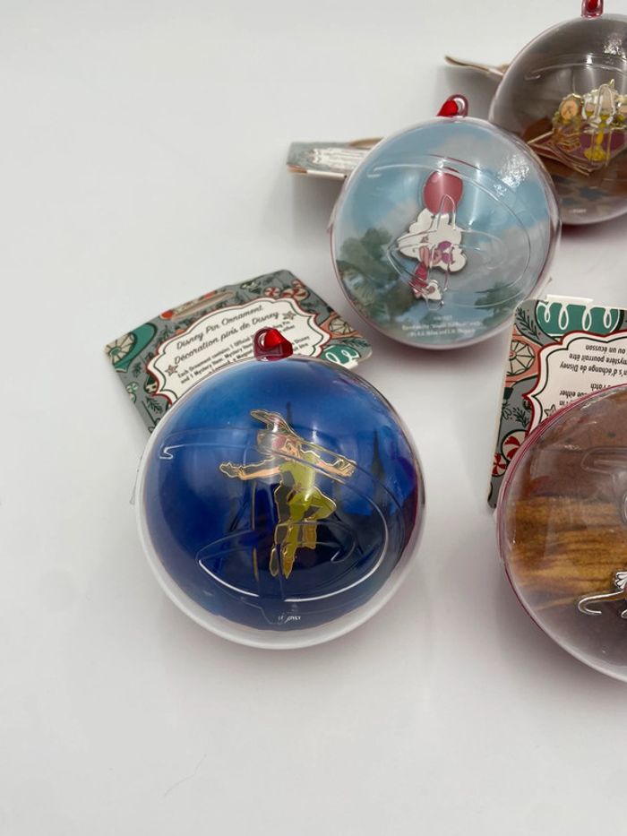 Lot de 6 coffrets cadeaux mystère et pin’s Disney édition limitée – Boule Disney / Ornements - photo numéro 2