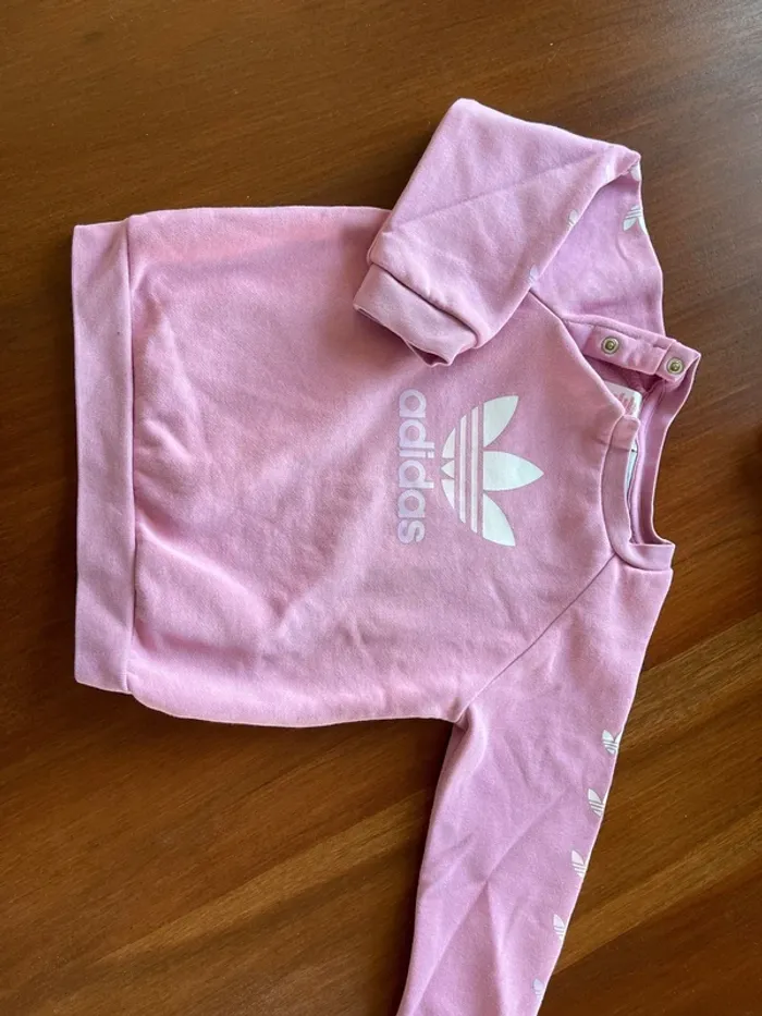 Sweat Adidas taille 9-12 mois Excel état