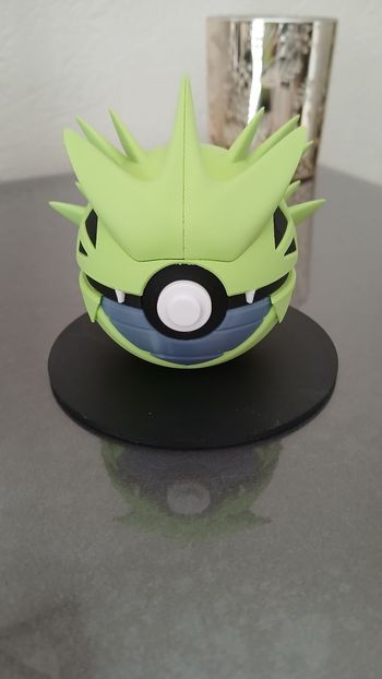 Pokeball Tyranocif