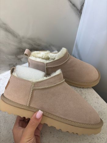 Ugg base