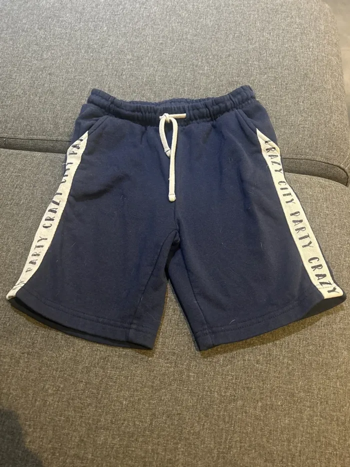 Short 8 ans