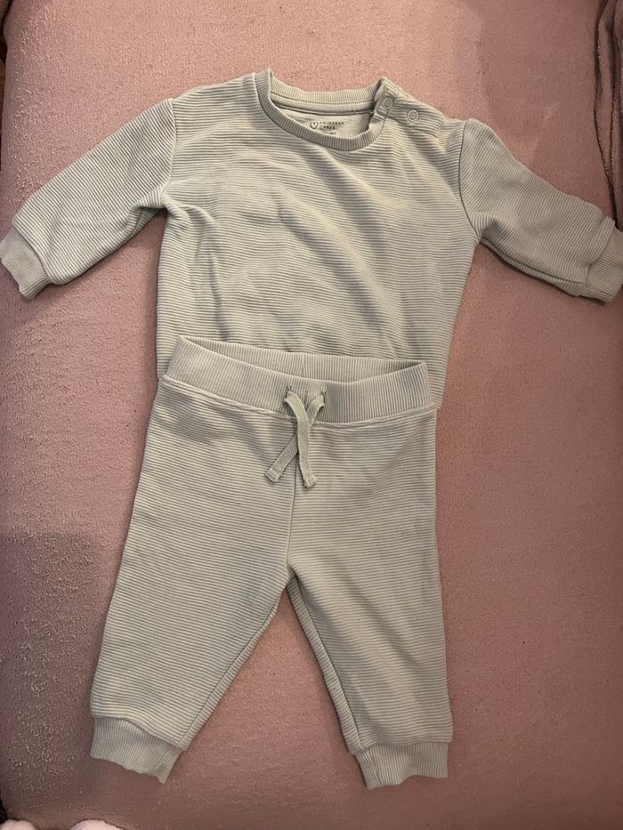 Ensemble pull/pantalon - photo numéro 2