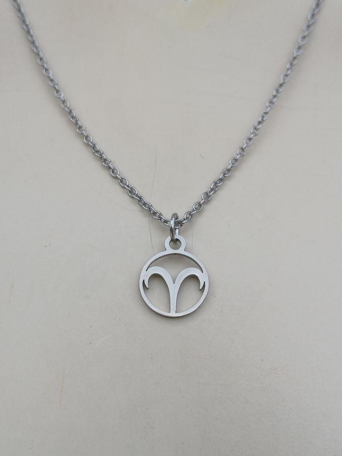 Collier en acier inoxydable argenté signe astrologique bélier ♈️