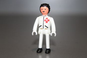 Figurine Ambulancier - Majorette