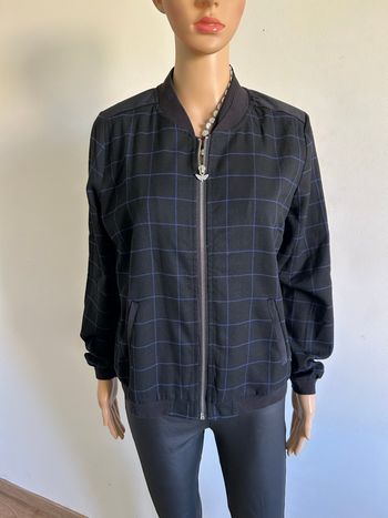Veste noire et bleue LPB Woman taille L jamais portée (taille petit)