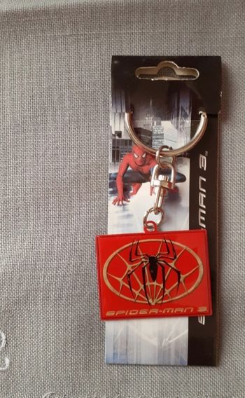 Neuf: Porte-clefs"Spiderman 3"motif araignée*Marvel collection.