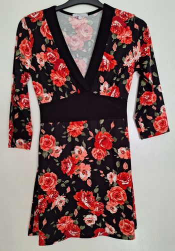 Robe bohème courte à l'imprimé fleuri