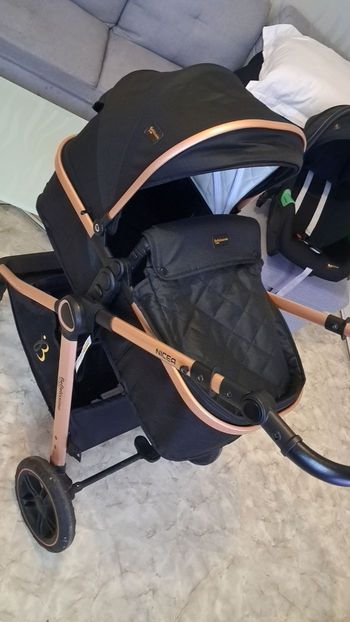 Poussette avec landeau et coque 