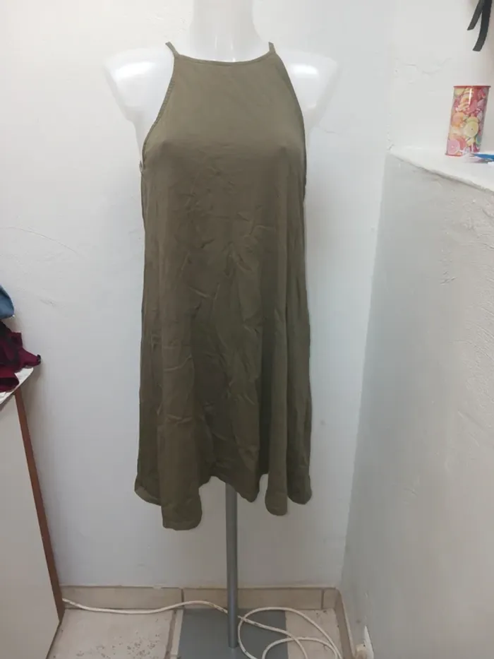 Robe kaki T36