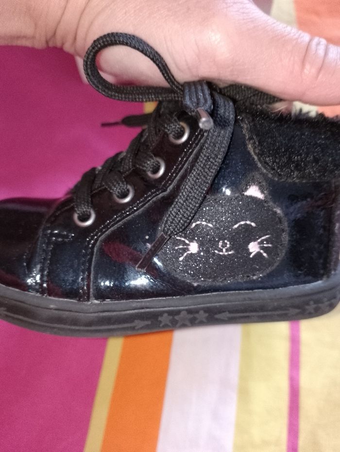 Petite bottines comme neuf
Pointure 21
Freemouss - photo numéro 5