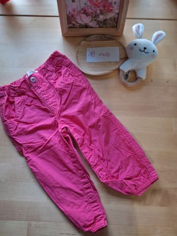 Pantalon pour fille taille 18mois marque Kitchoun très bon état