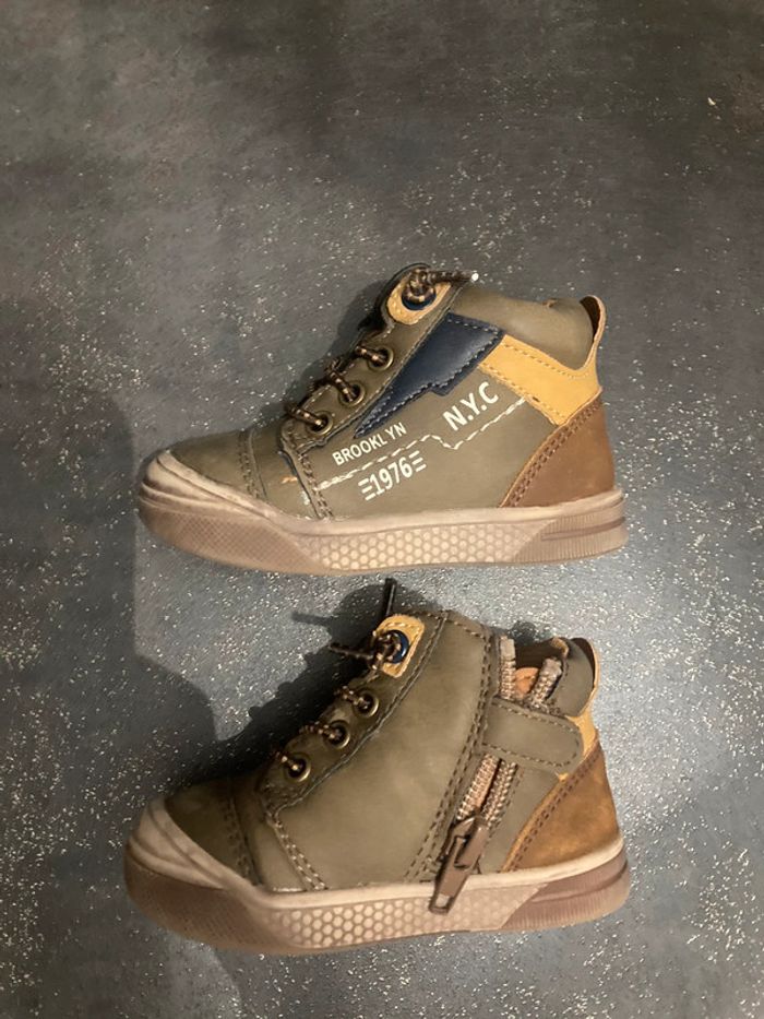 Chaussure montante - photo numéro 4