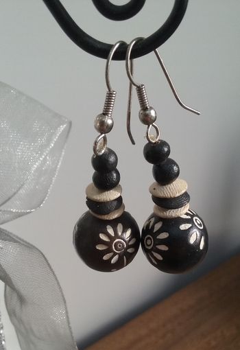 boucles d'oreille pendantes