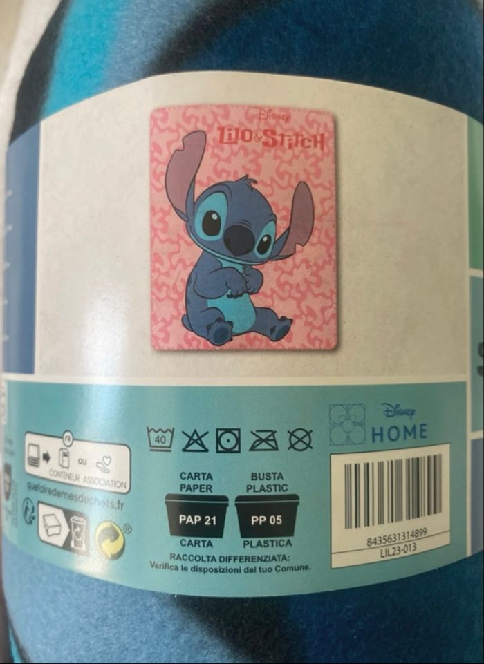 Plaid polaire Stitch neuf - photo numéro 5