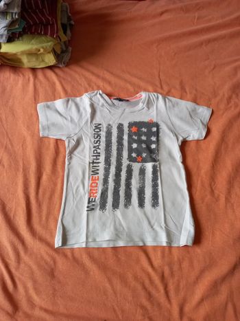 Tee shirt