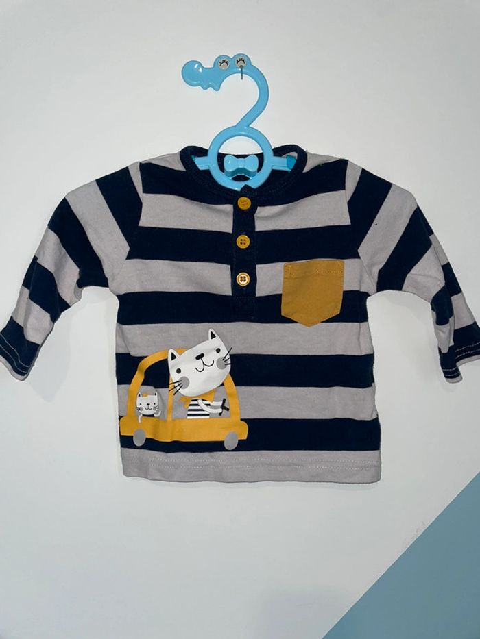 TEE shirt