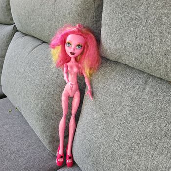 Poupée monster high gooliope 