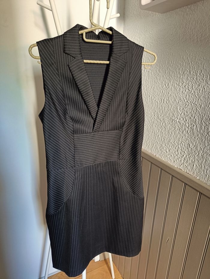 Robe en laine sans manches noire - photo numéro 3