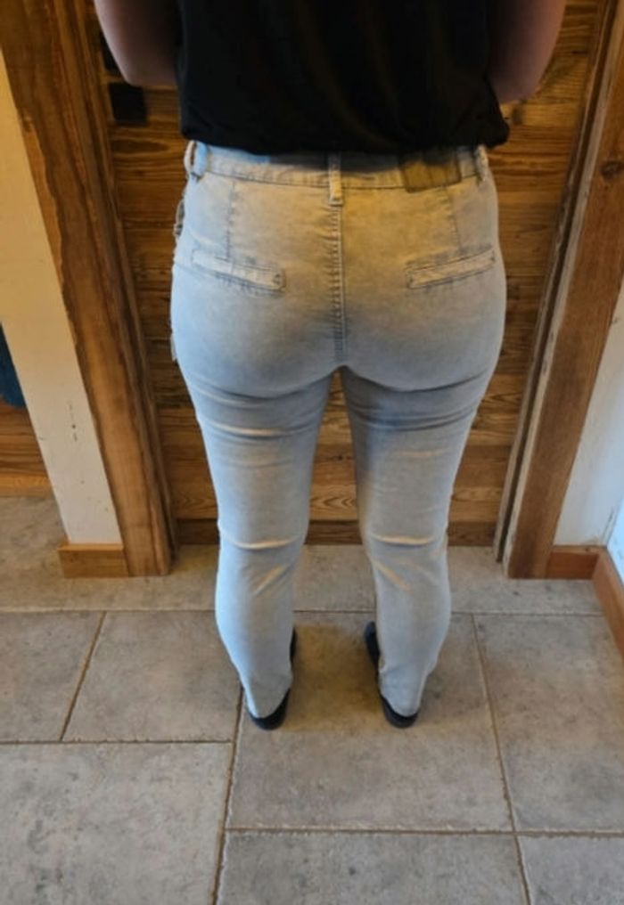 Pantalon femme neuf - photo numéro 2