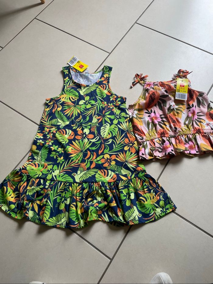 Robe et débardeur neuf