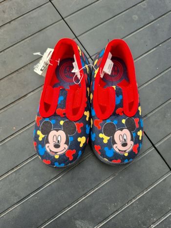Chaussons Mickey 23