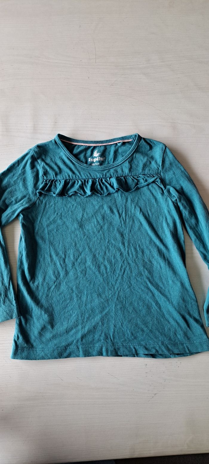 Tee shirt