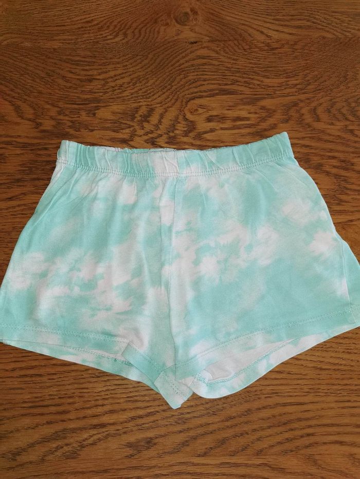 Lot de 5 articles fille printemps/été , 6 ans , très bon état - photo numéro 3