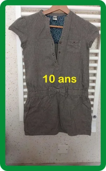 Robe grise Tape à l'oeil Taille 10 ans