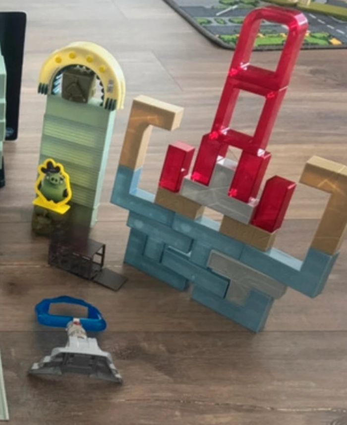 Jeu Angry Bird avec une voiture et sa figurine - photo numéro 3