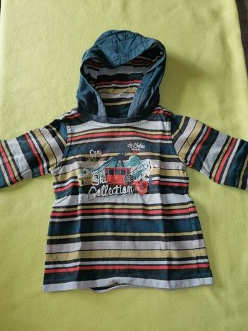 Pull à capuche 2 ans