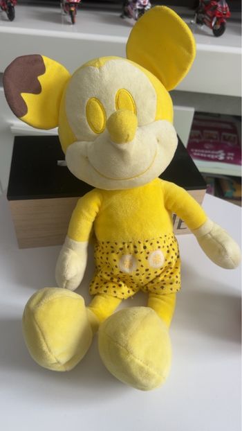 Peluche Mickey