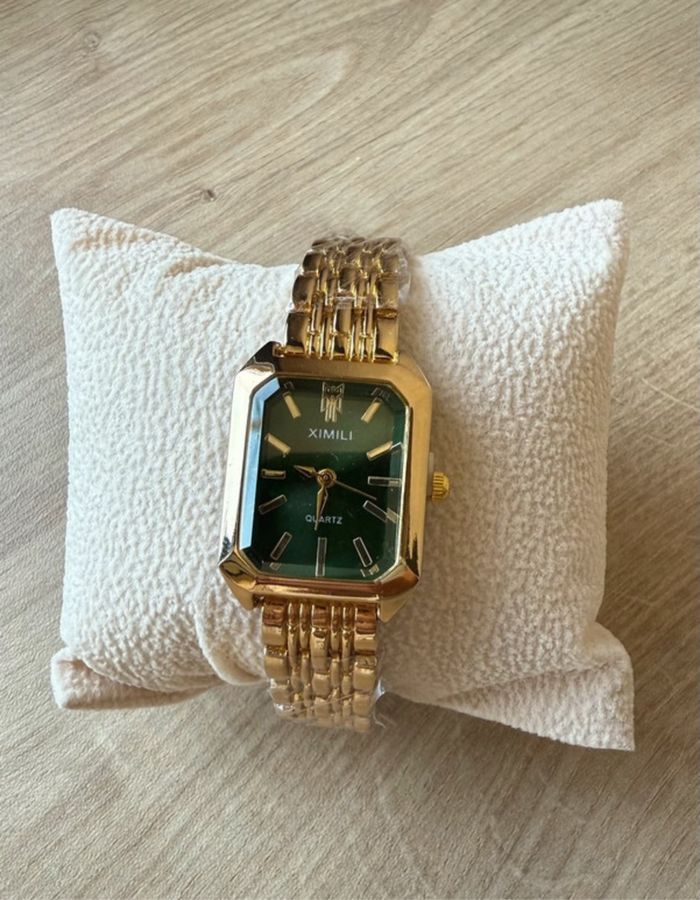 Montre dorée